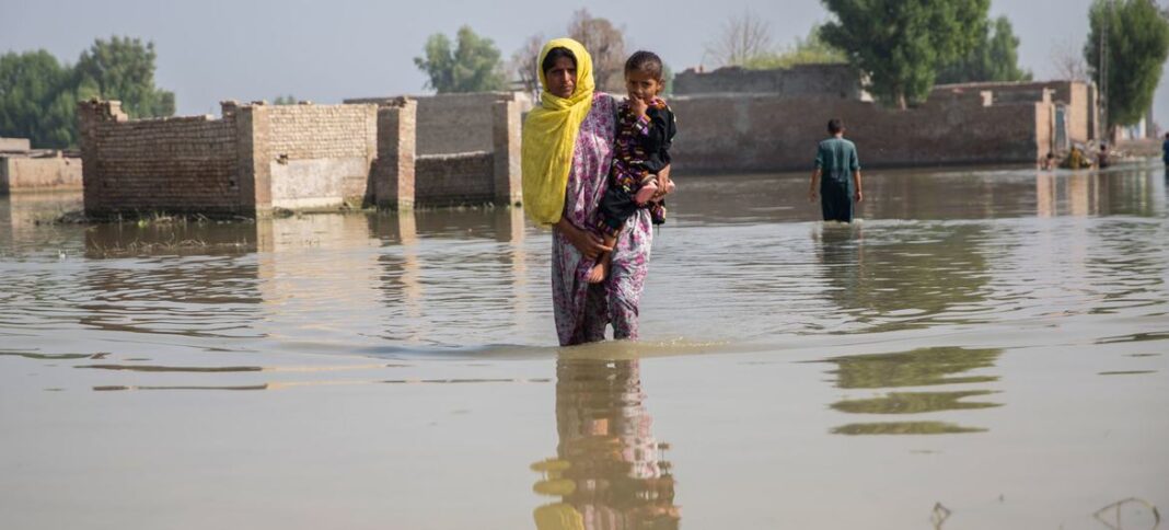 Photo: Asia-Pacific is home to several of the countries worst affected by climate change impact. Pictured here, the 2022 floods in Pakistan. Credit: UNICEF/Saiyna Bashir