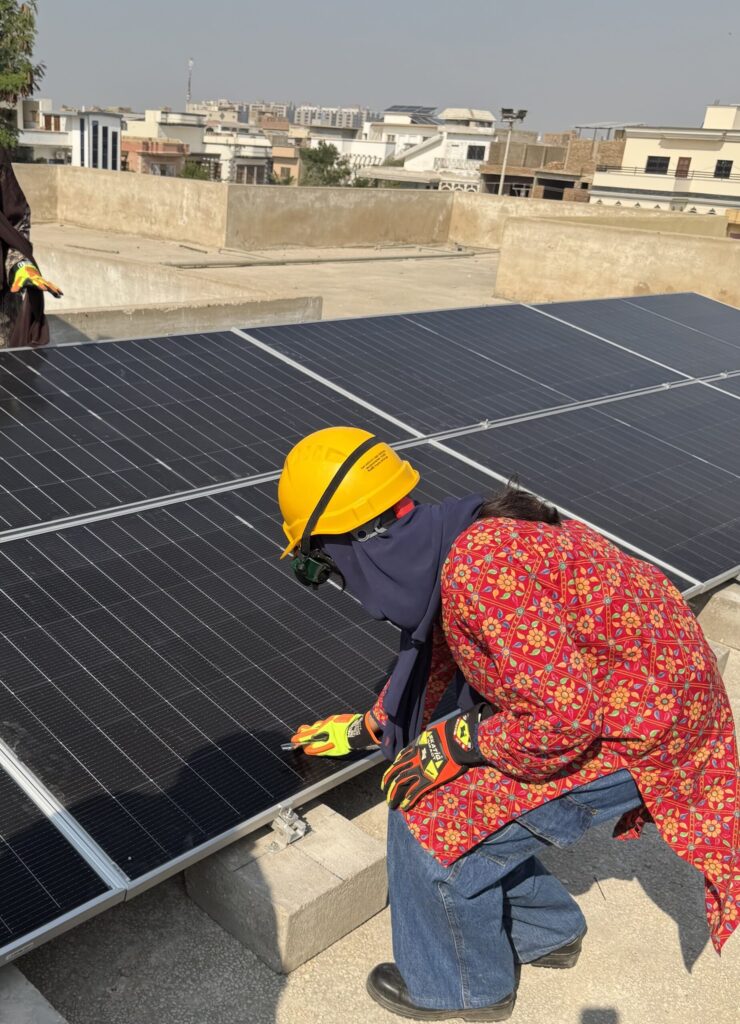 More than 100 young Pakistani women from across the country have been trained in and certified in solar roof installation by LADIESFUND Energy Pvt Ltd through Dawood Global Foundation’s Educate a Girl programme. They have solarised a women’s shelter, a church and an orphanage. Credit: LADIESFUND Energy (Pvt.) Ltd