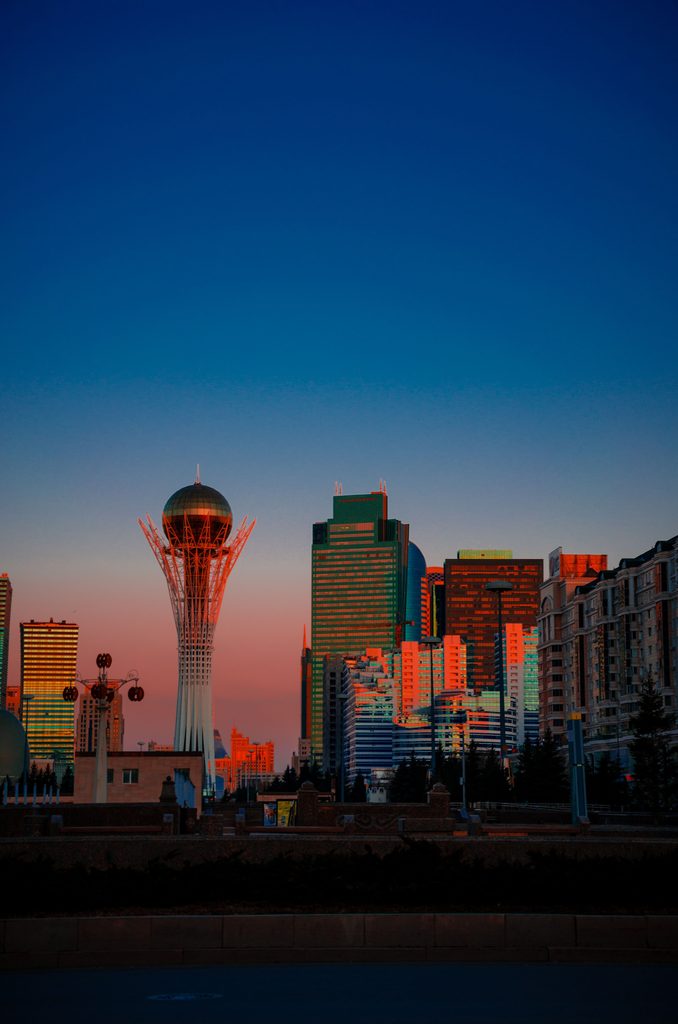 The Baiterek Monument, a defining symbol of Astana, Kazakhstan, embodies the ancient Kazakh legend of the Tree of Life. Its golden sphere represents the sun, symbolizing renewal, hope and the nation’s aspirations for the future. Astana’s modern development was shaped by a master plan conceived by Japanese architect Kisho Kurokawa, whose proposal won an international design competition in 1998. | Photo: Radis B/Pexels