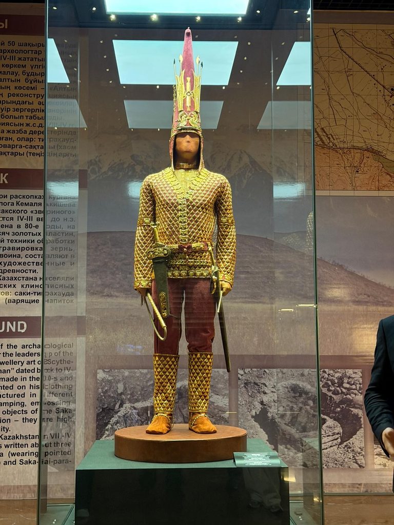 The Golden Man. | Photo: Katsuhiro Asagiri/INPS Japan